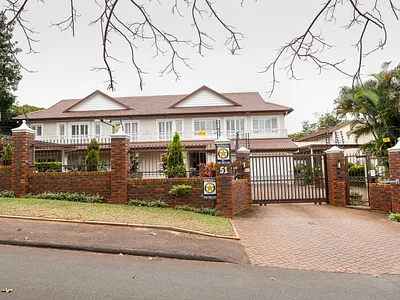 5 Bedroom House For Sale in Durban North - TWQx.webp
