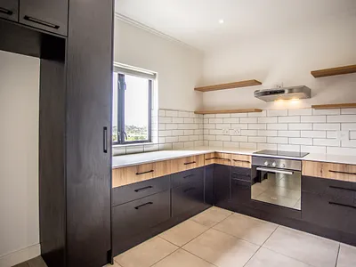 2 Bedroom Apartment For Sale in Durbanville - 3ri4.webp