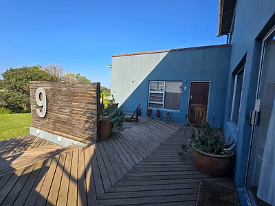 3 Bedroom House For Sale in East London - img