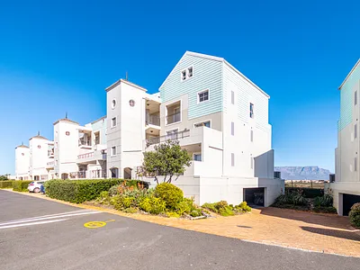 2 Bedroom Townhouse For Sale in Milnerton - UQRM.webp