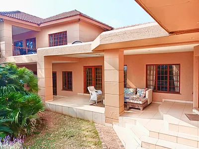 6 Bedroom House For Sale in Randburg - img