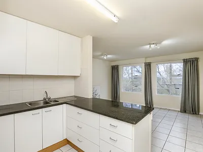 1 Bedroom Apartment For Sale in Umhlanga - 8Kov.webp