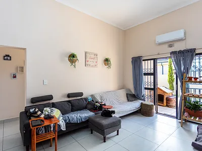 3 Bedroom House For Sale in Kraaifontein - 49oL.webp