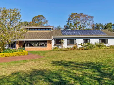 5 Bedroom House For Sale in Hillcrest - IaxD.webp