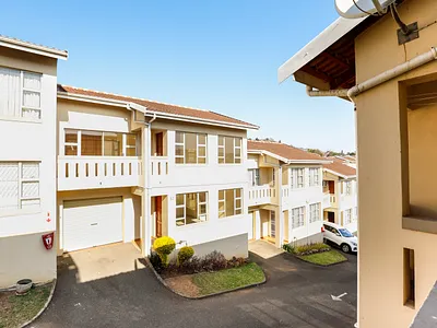 3 Bedroom Apartment For Sale in Durban - hahu.webp