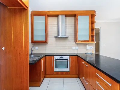 2 Bedroom Apartment For Sale in Bellville - RBZt.webp