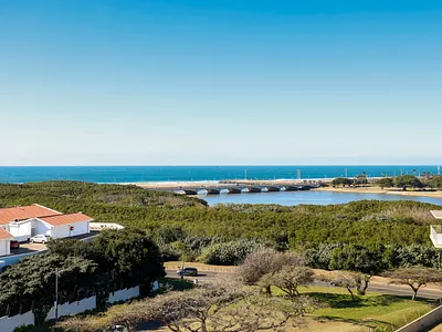 2 Bedroom Apartment For Sale in Durban North - xTEl.webp