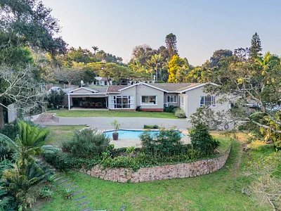 4 Bedroom House For Sale in Pinetown - RDWd.webp