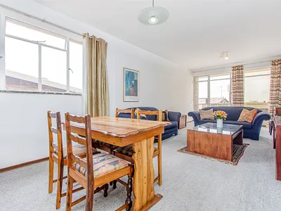 2 Bedroom Apartment For Sale in Johannesburg - img