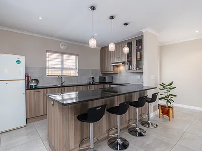 3 Bedroom House For Sale in Blouberg - K5wM.webp