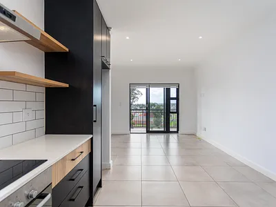 2 Bedroom Apartment For Sale in Durbanville - img