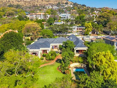6 Bedroom House For Sale in Randburg - bN1P.webp