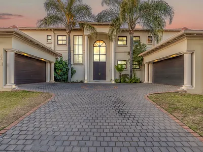 5 Bedroom House For Sale in Randburg - EH16.webp