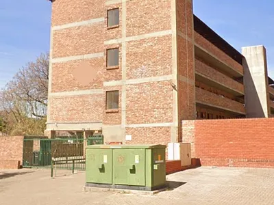 1 Bedroom Apartment For Sale in Pretoria - M5Pb.webp