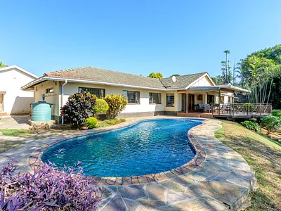 4 Bedroom House For Sale in Pinetown - Rq23.webp