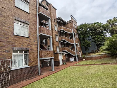 3 Bedroom Apartment For Sale in Durban - u2DS.webp