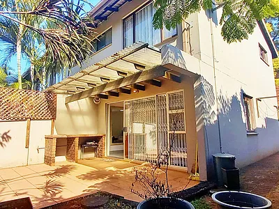 3 Bedroom Apartment For Sale in Durban - Lnir.webp