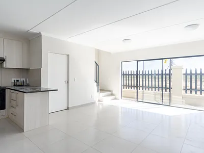 3 Bedroom Townhouse For Sale in Blouberg - img