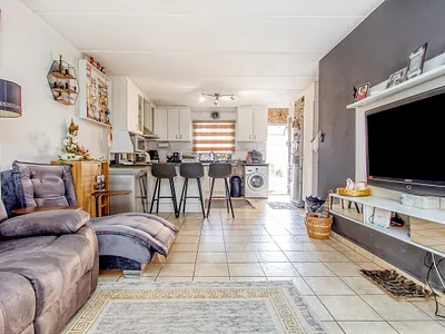 2 Bedroom Apartment For Sale in Johannesburg - xmot.webp