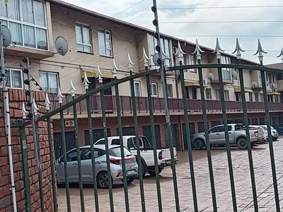 3 Bedroom Apartment For Sale in Durban - S0nd.webp