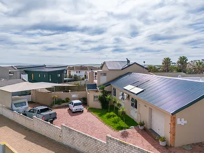4 Bedroom House For Sale in Langebaan - img