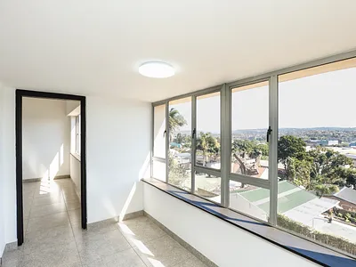 1.5 Bedroom Apartment For Sale in Durban - 2HGQ.webp