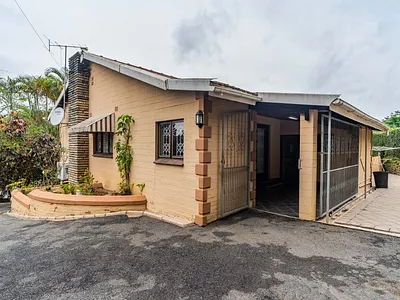 3 Bedroom House For Sale in Durban - bU7O.webp