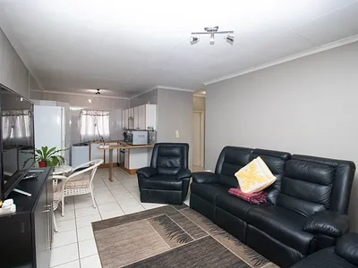 2 Bedroom Townhouse For Sale in Alberton - gGxw.webp