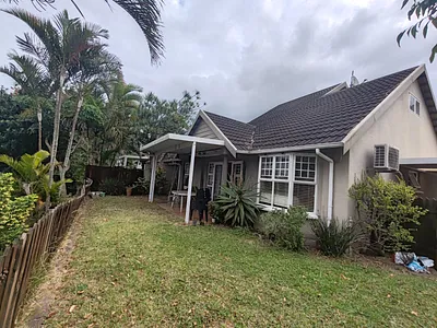3 Bedroom Apartment For Sale in Kloof - QcXW.webp