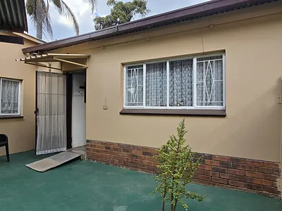 4 Bedroom House For Sale in Pretoria - iefe.webp