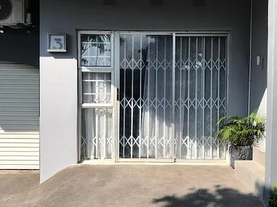 1 Bedroom Apartment To Rent in Durban - vgxI.webp