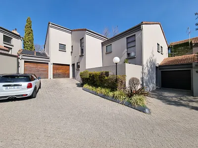 3 Bedroom Townhouse To Rent in Johannesburg - img