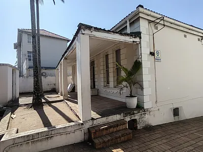 5 Bedroom House For Sale in Durban - 46TN.webp