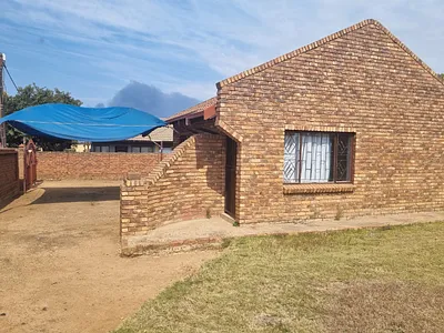 2 Bedroom House For Sale in Soshanguve - ucpo.webp