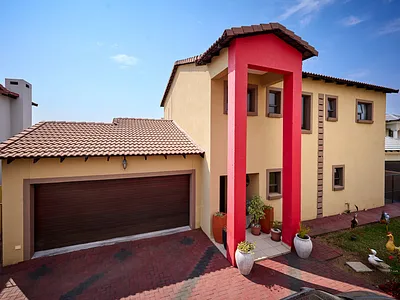 4 Bedroom House For Sale in Centurion - N6Iq.webp
