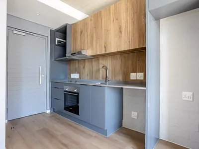0.5 Bedroom Apartment To Rent in Cape Town - xBEU.webp