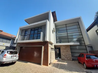 4 Bedroom Townhouse To Rent in Umhlanga - QdNq.webp