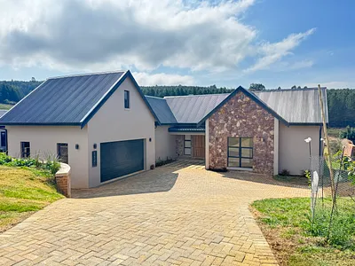 2 Bedroom House To Rent in Howick - ZztI.webp