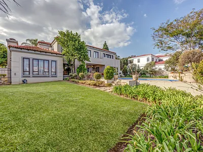 3 Bedroom House For Sale in Sandton - qiz1.webp