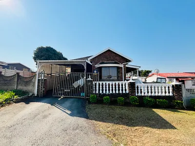 3 Bedroom House For Sale in Pietermaritzburg - qK29.webp