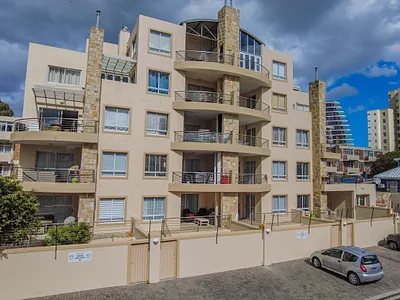3 Bedroom Apartment For Sale in Strand - dOHX.webp
