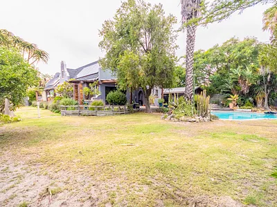 4 Bedroom House To Rent in Milnerton - oacW.webp