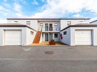 2 Bedroom Apartment For Sale in Blouberg - FvuN.webp