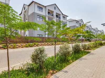 3 Bedroom Apartment To Rent in Roodepoort - fCF1.webp