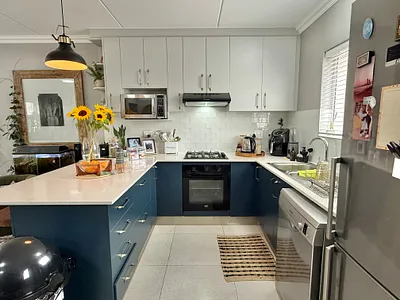 3 Bedroom Townhouse For Sale in Blouberg - 33Oa.webp