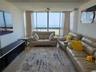 3 Bedroom Apartment For Sale in Durban North - 6kf5.webp