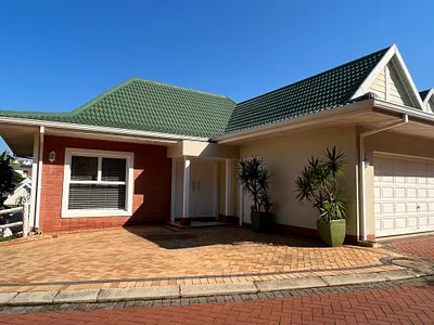 4 Bedroom Townhouse For Sale in Mount Edgecombe - 7aQM.webp