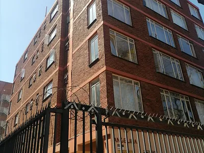 2.5 Bedroom Apartment For Sale in Pretoria - NZJa.webp