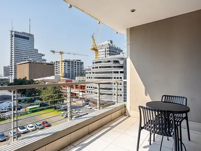 2 Bedroom Apartment For Sale in Cape Town - W5hb.webp