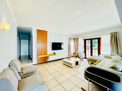 3 Bedroom House For Sale in Midrand - 3Gju.webp